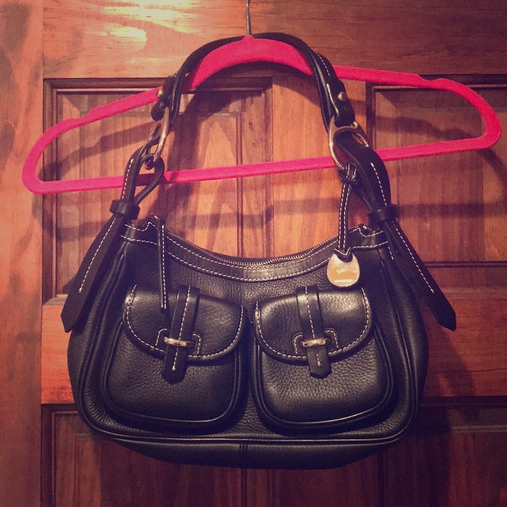 Dooney & Bourke black leather purse